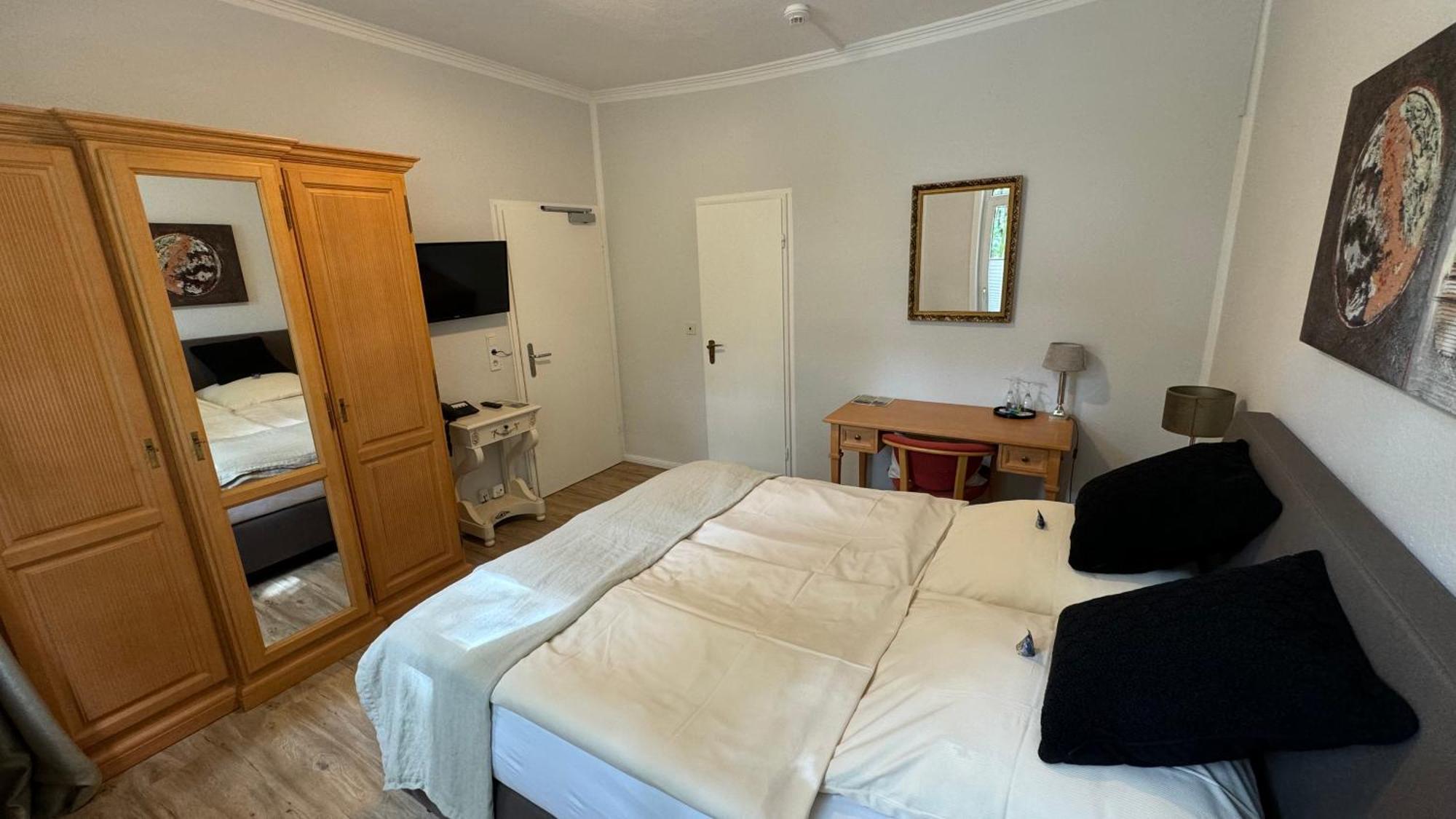 Goethe Hotel Bad Pyrmont Quarto foto